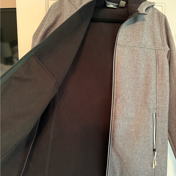 Women's New Balance Wind & Water Resistant Jacket, Grey, L, New with tags - Picture 6 of 6